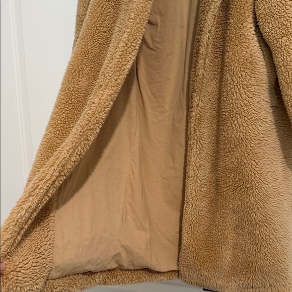 ALO Yoga Brown Teddy Jacket - Picture 4 of 7